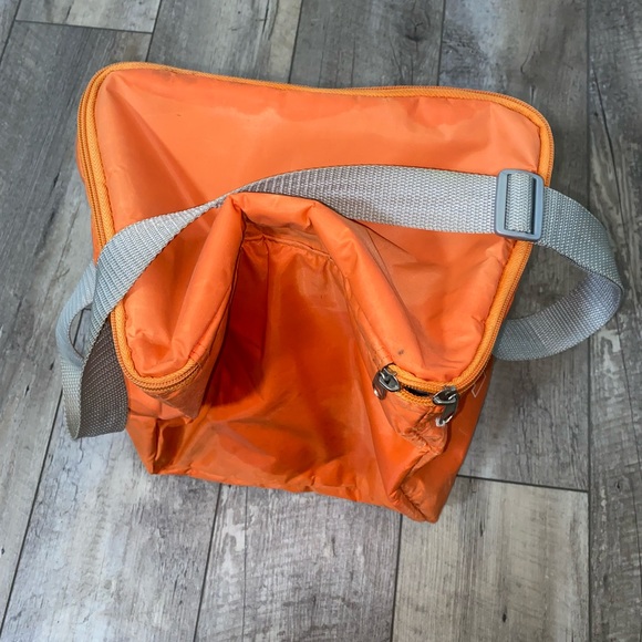 VTG Tennessee Volunteers Football Professional Sports Club Insulated Lunch Box - Picture 9 of 16